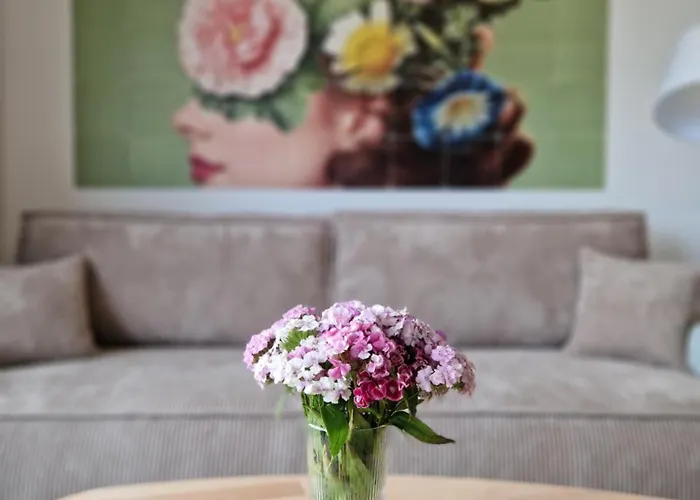 Moderne In * ツュルピッヒ